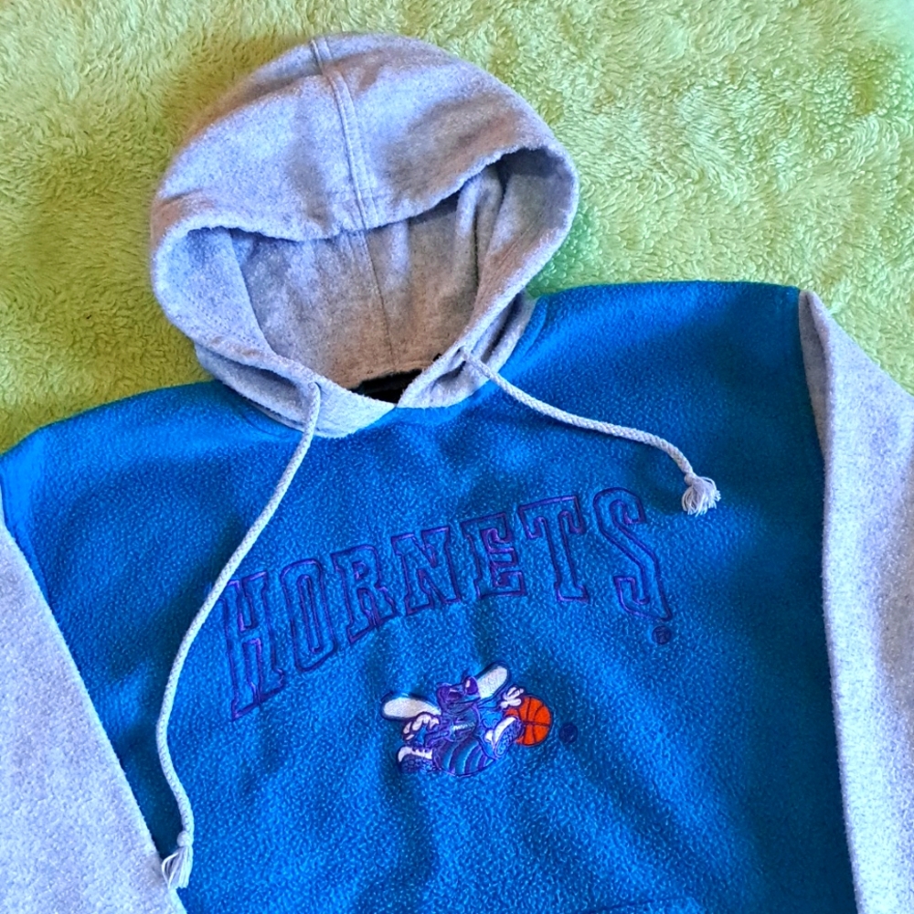 90s Charlotte Hornets hoodie